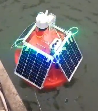 水質(zhì)監(jiān)測浮標站圖片8 水質(zhì)監(jiān)測浮標站圖片8