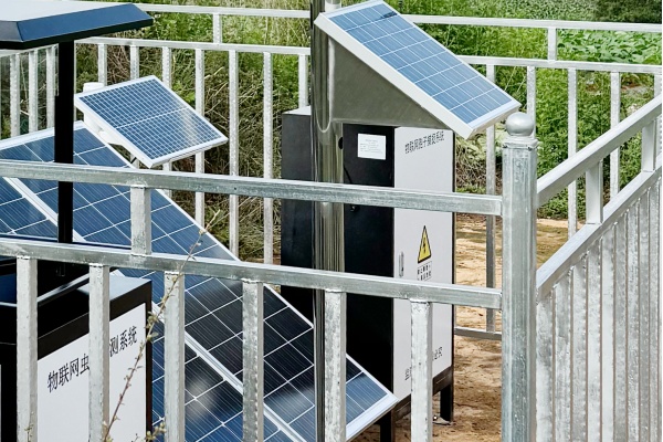 物聯網蟲情測報燈圖片2 物聯網蟲情測報燈圖片2